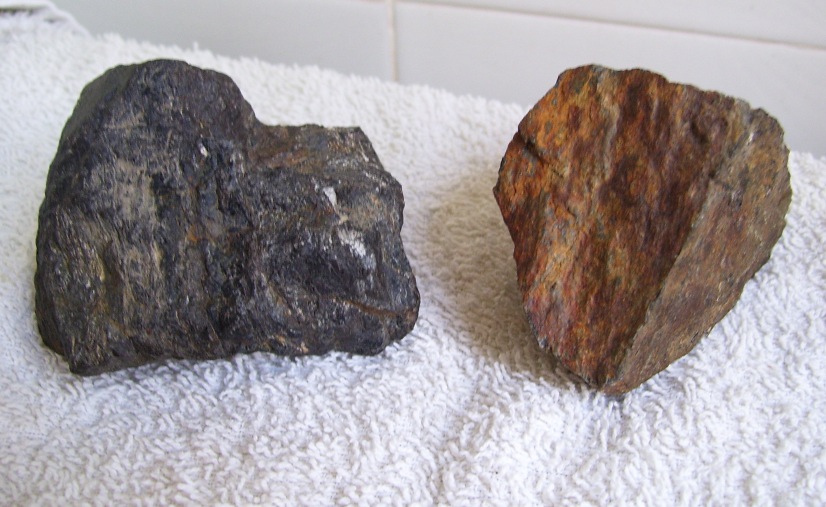 Due campioni di rocce (Aspromonte)